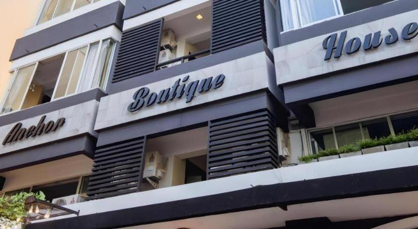 Anchor Boutique House Hotel Patong Buitenkant foto